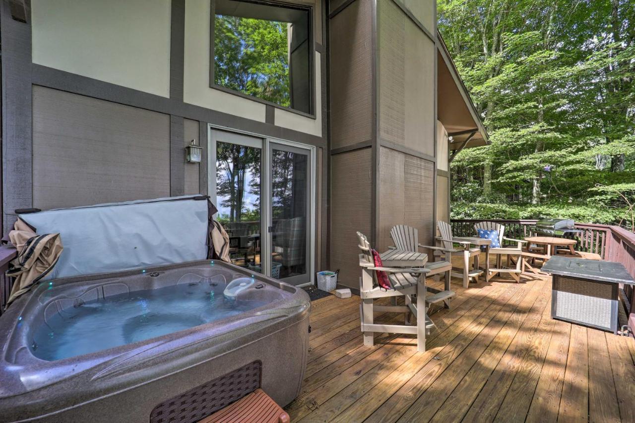 Beech Mountain Cabin Retreat With Hot Tub And Views! Εξωτερικό φωτογραφία