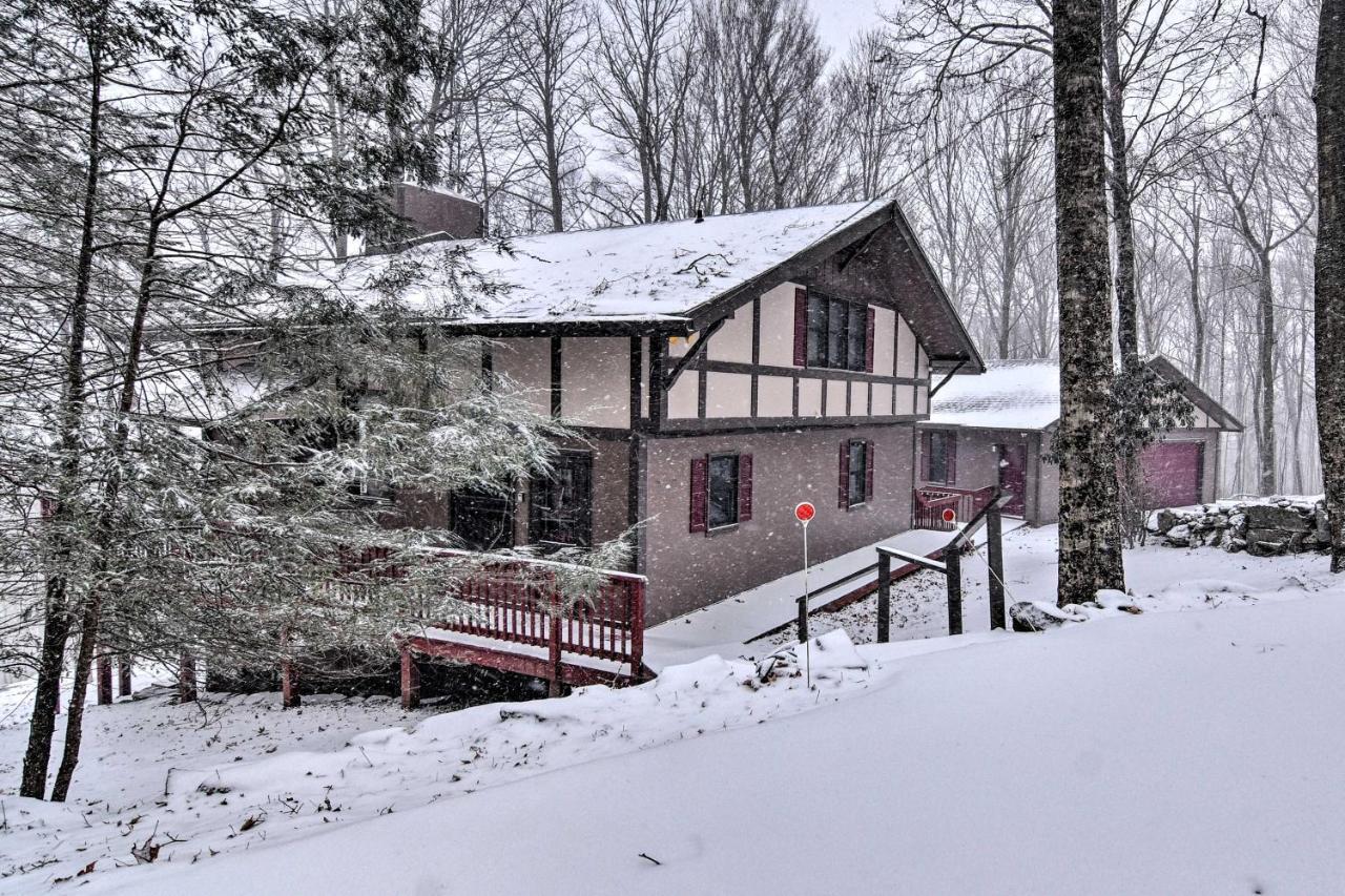 Beech Mountain Cabin Retreat With Hot Tub And Views! Εξωτερικό φωτογραφία